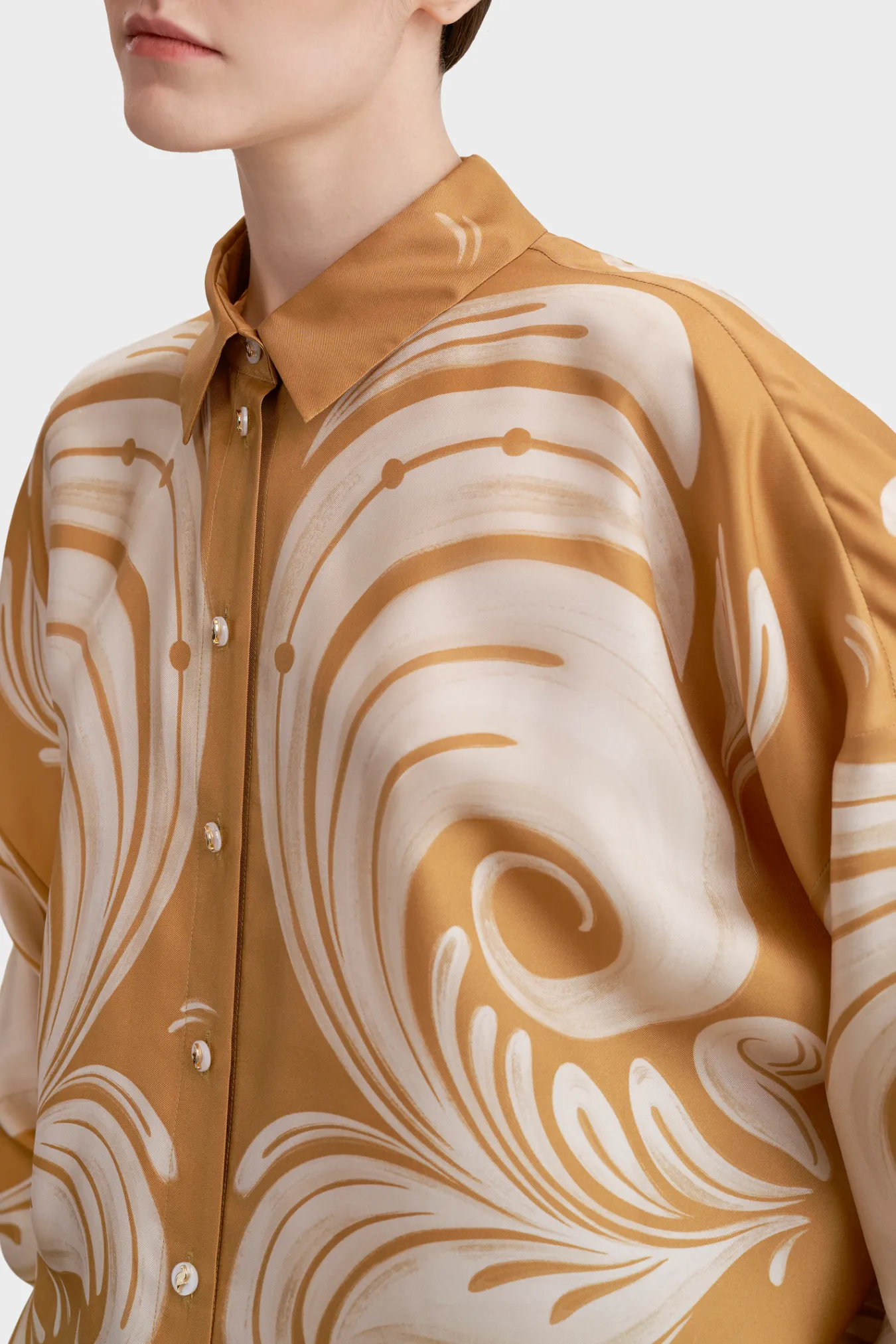 Шелковая блузка