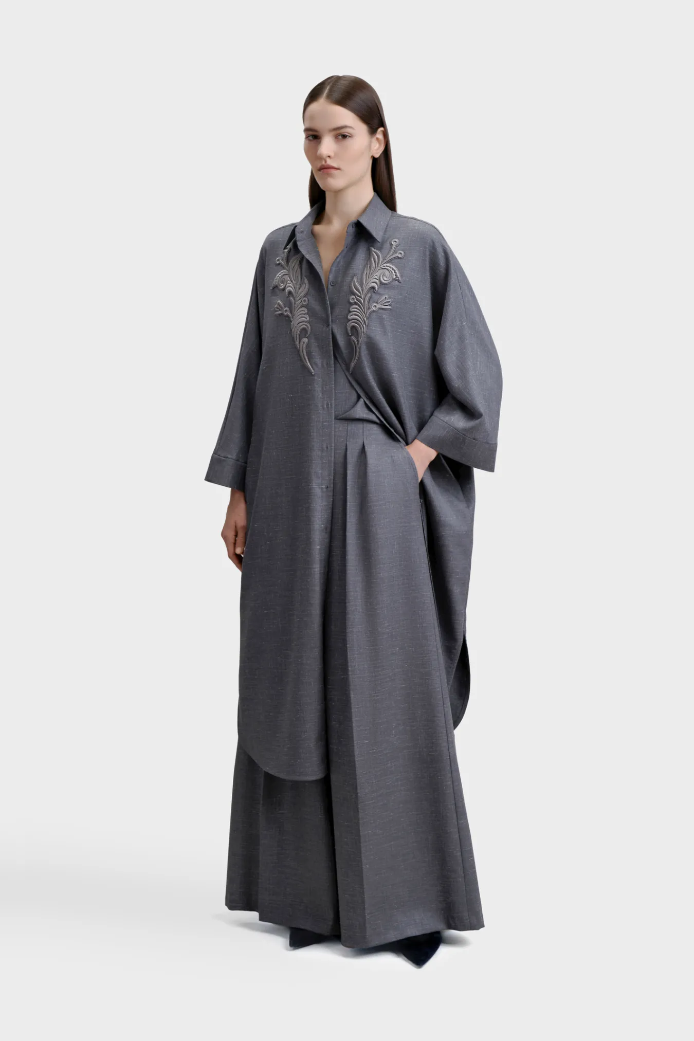 Расклешенные брюки