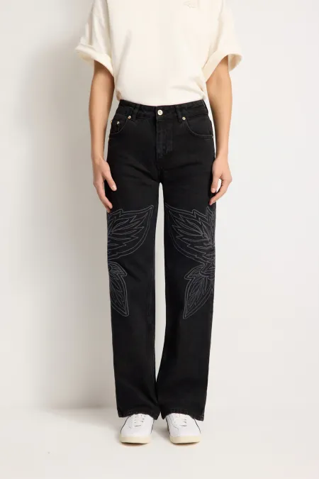 Джинсы с орнаментальным паттерном
