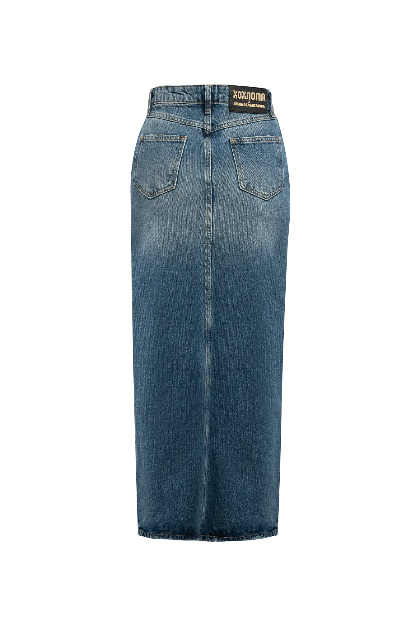 Джинсовая юбка с вышивкой