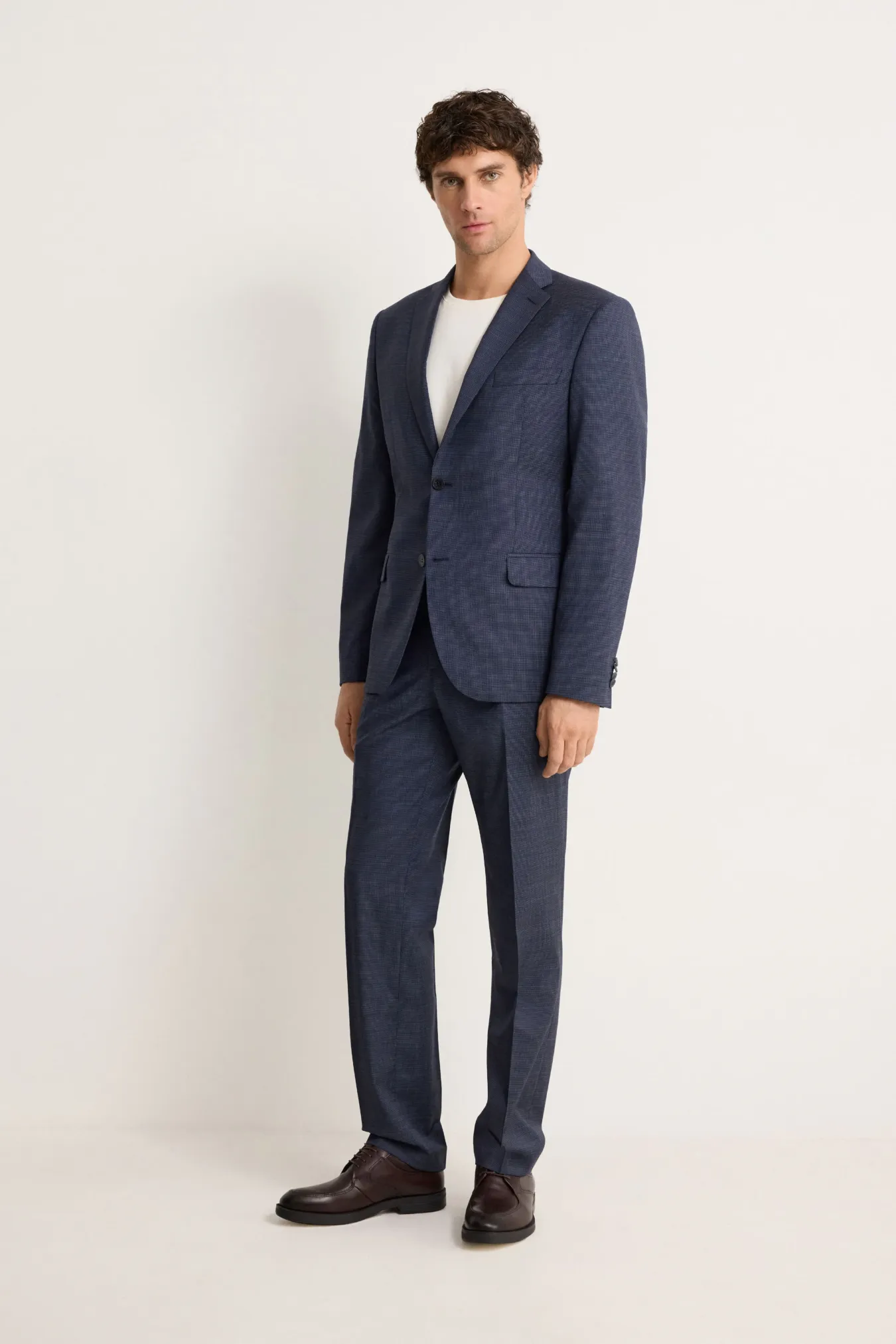 Классические брюки прямого силуэта