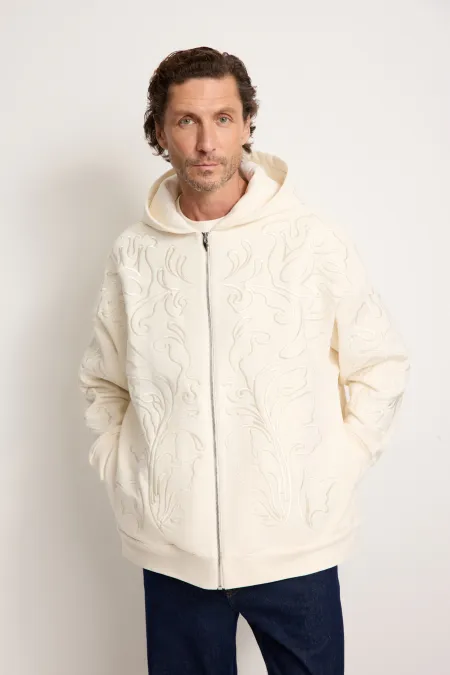 Мужское на молнии с вышивкой