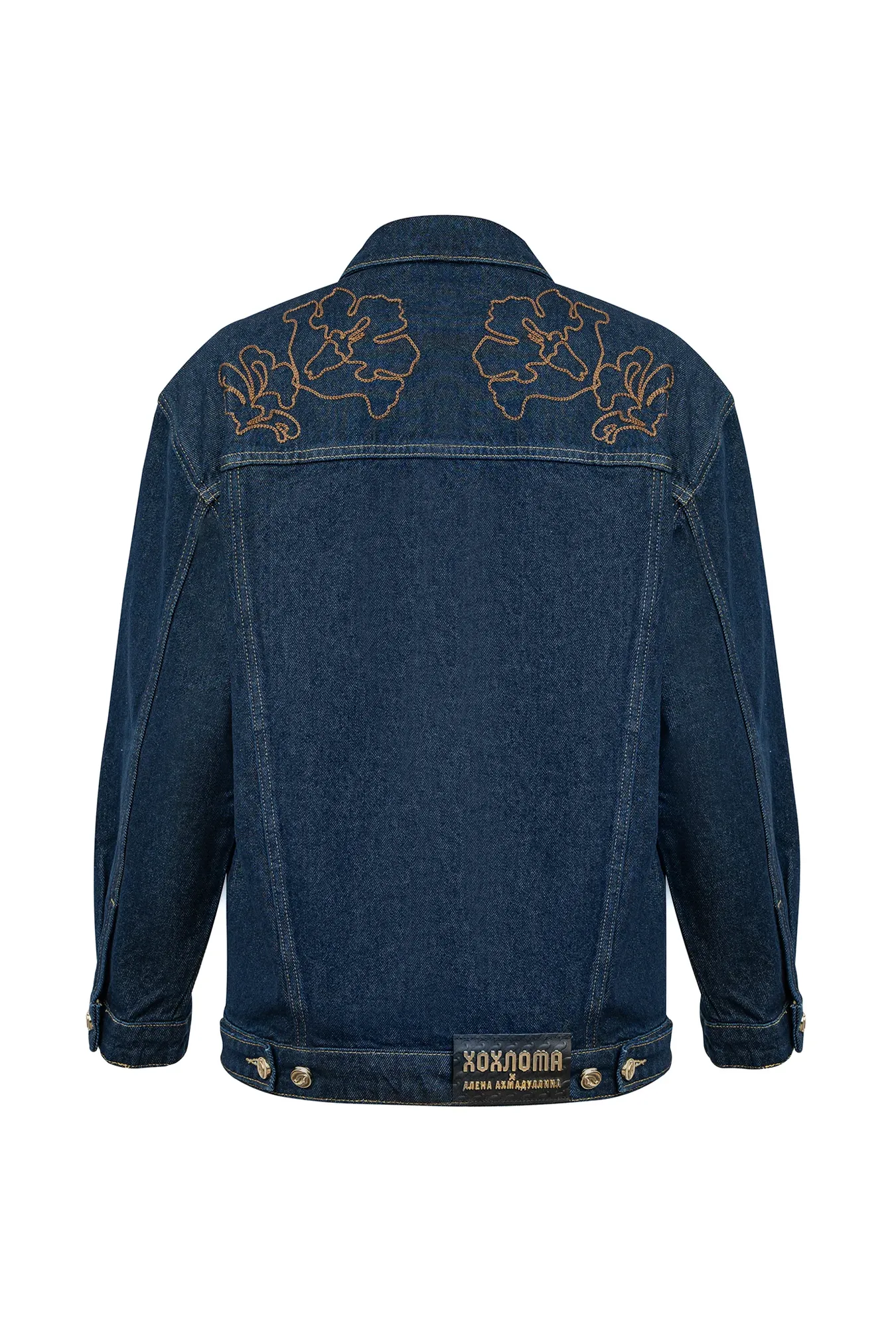 Джинсовая куртка с вышивкой
