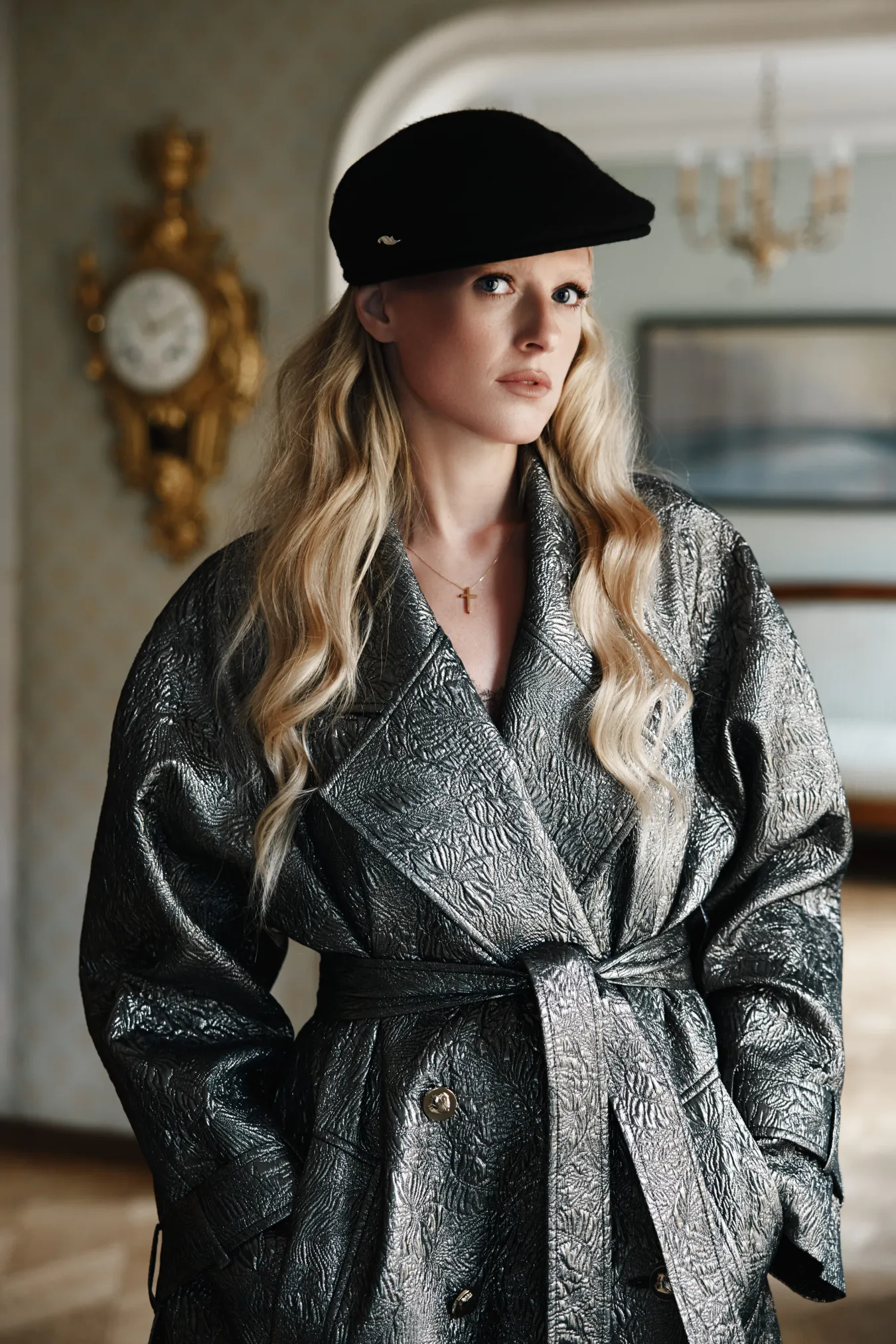 Двубортный плащ с поясом