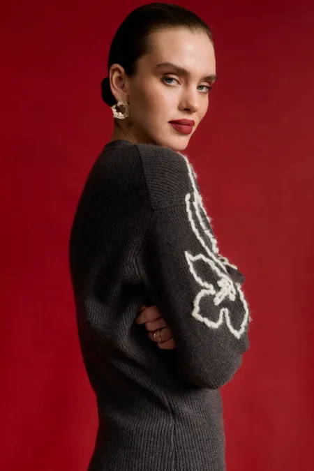 Джемпер из 100% кашемира с вышивкой