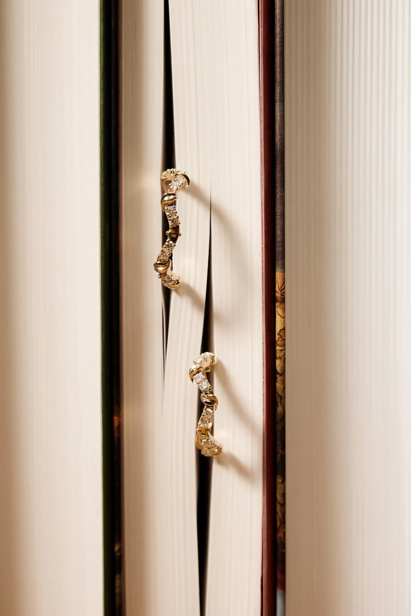 Серьги-конго с бриллиантами