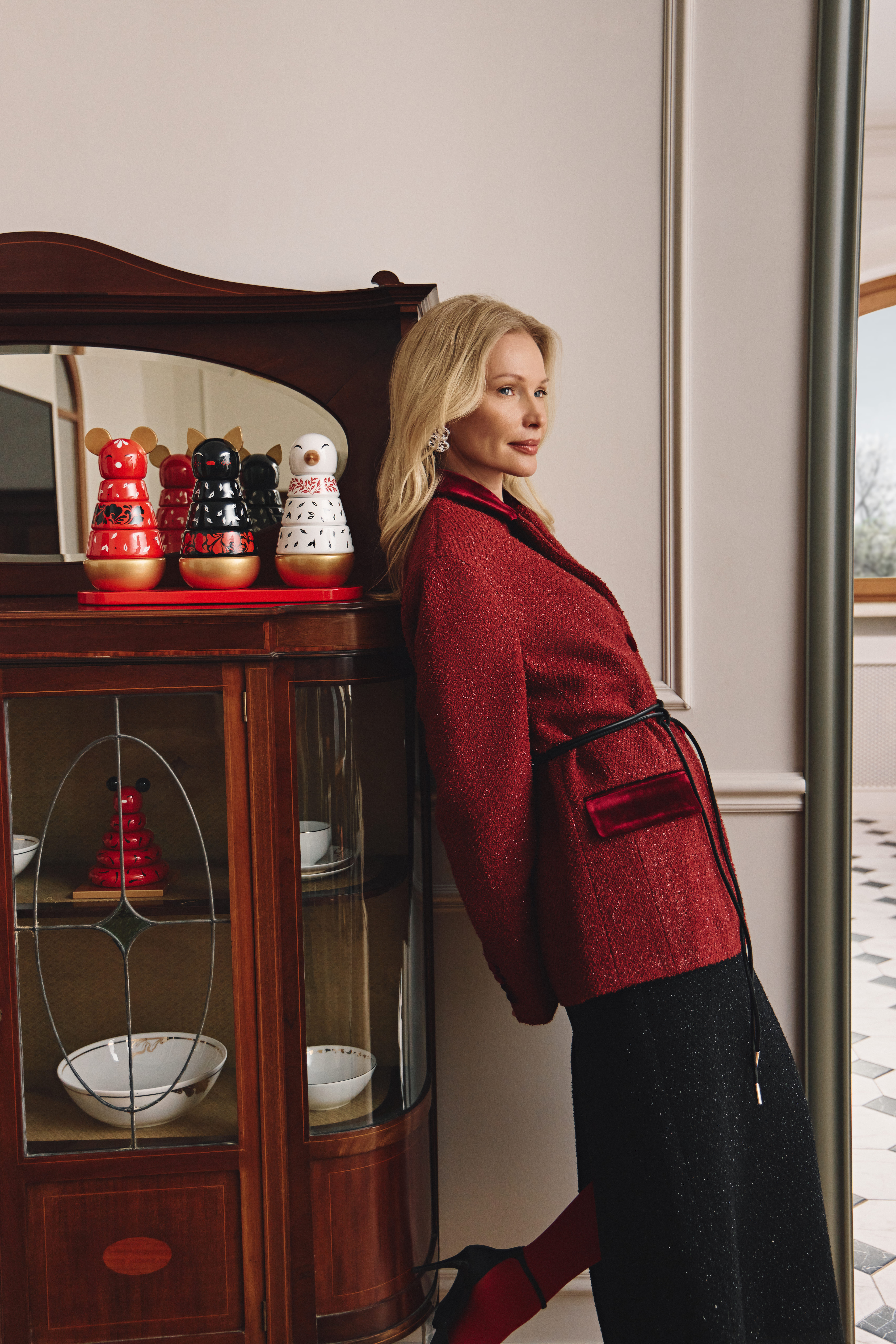 Черный/Белый/Красный