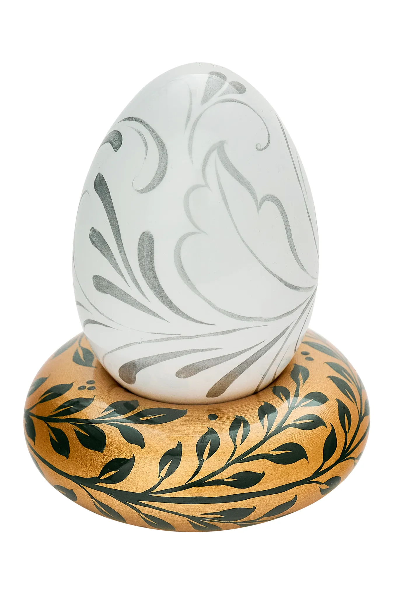 Яйцо пасхальное на круглой подставке