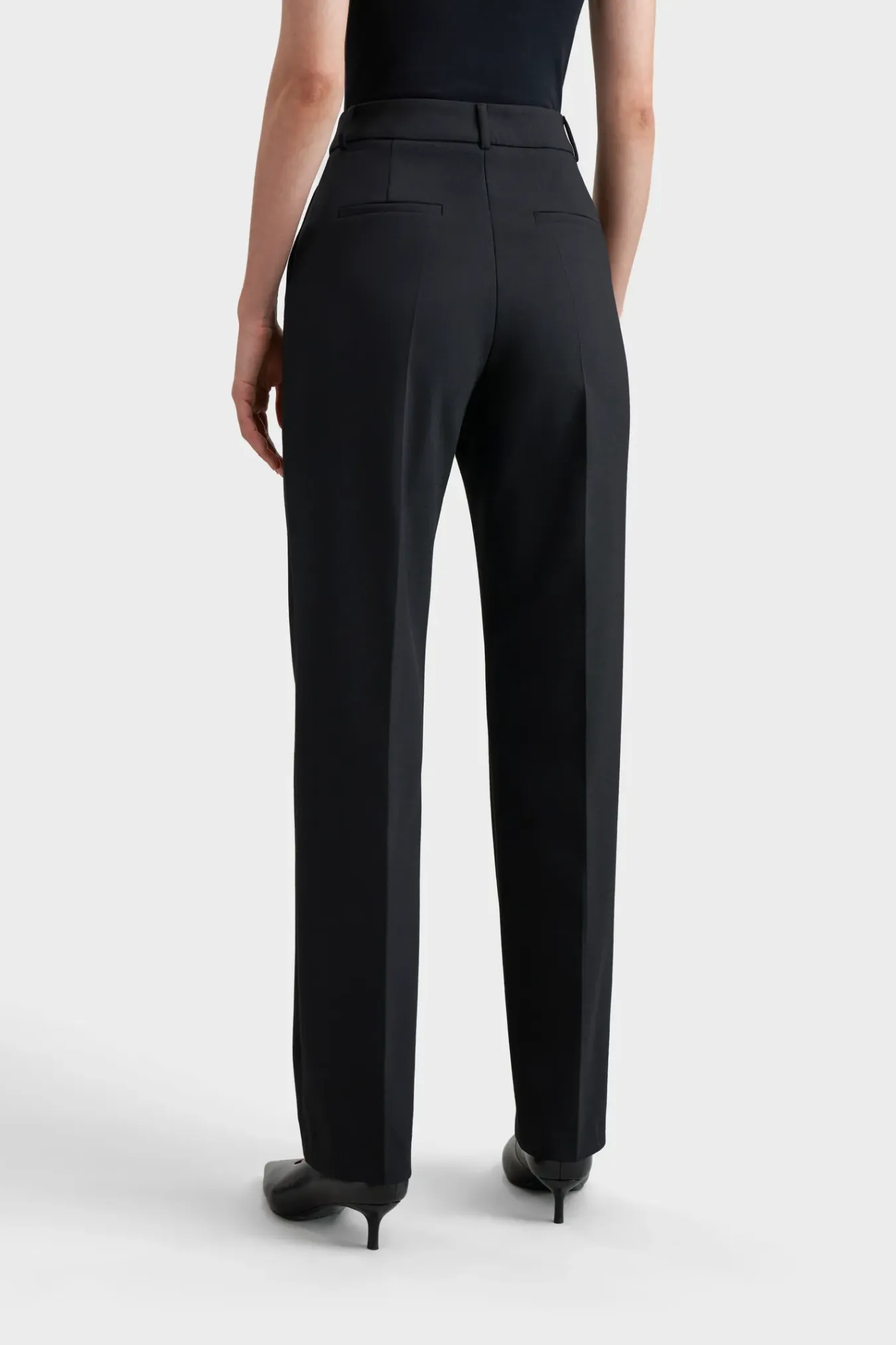 Классические брюки со стрелками