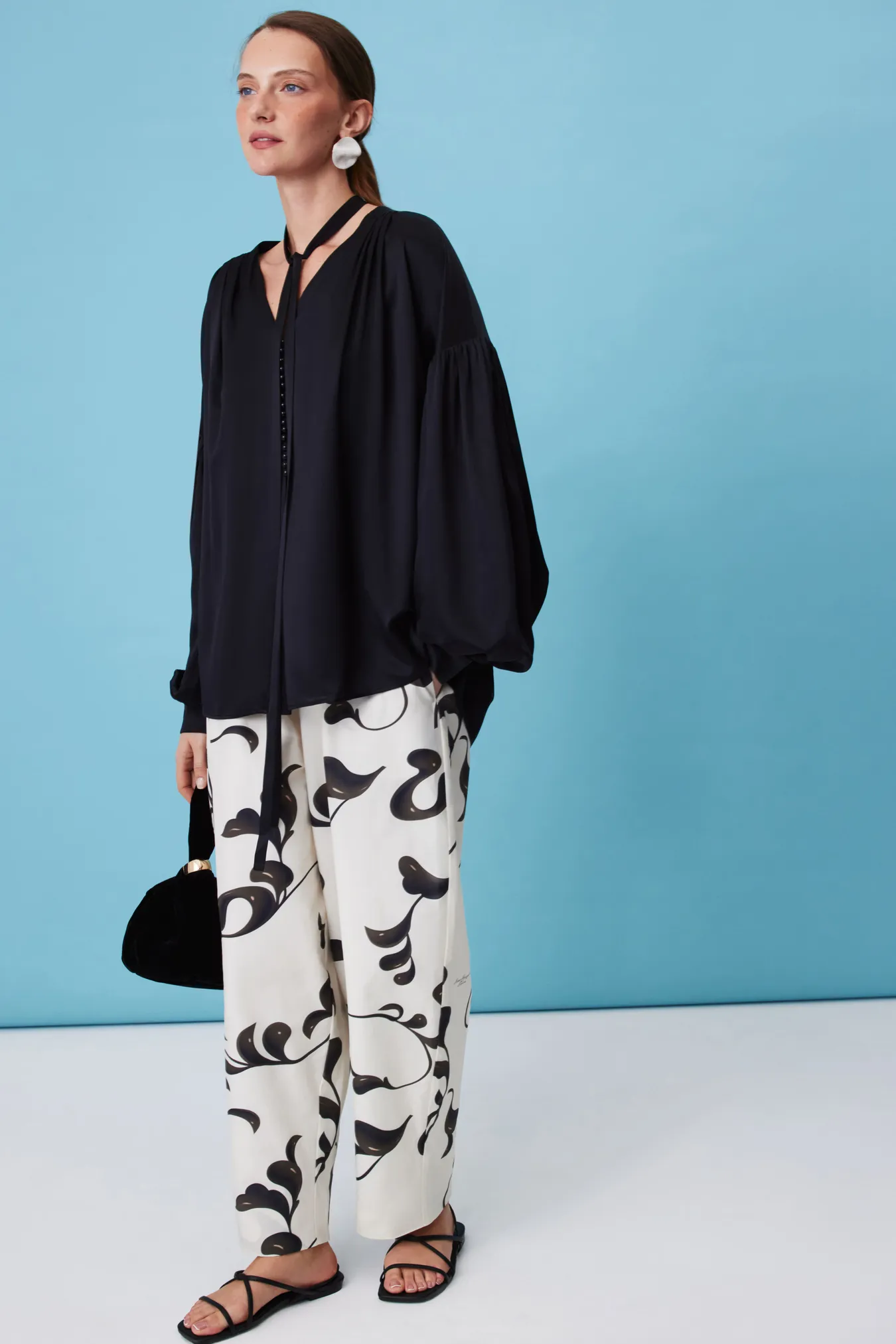 Брюки прямого кроя