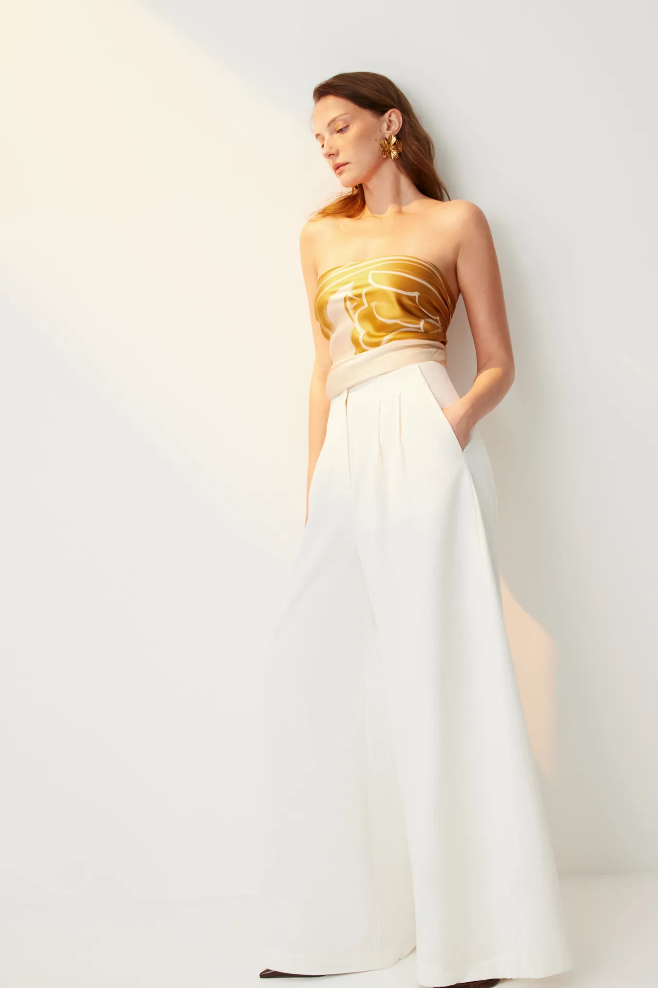 Брюки из фактурной ткани