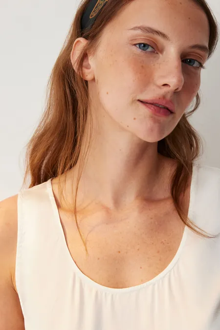 Топ из шёлка 