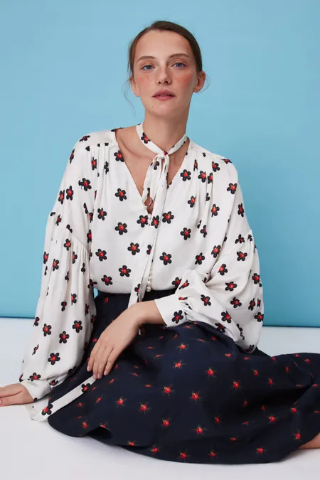Блуза с цветочным принтом 