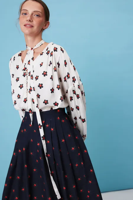 Блуза с цветочным принтом 