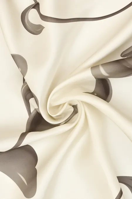 Шёлковый платок