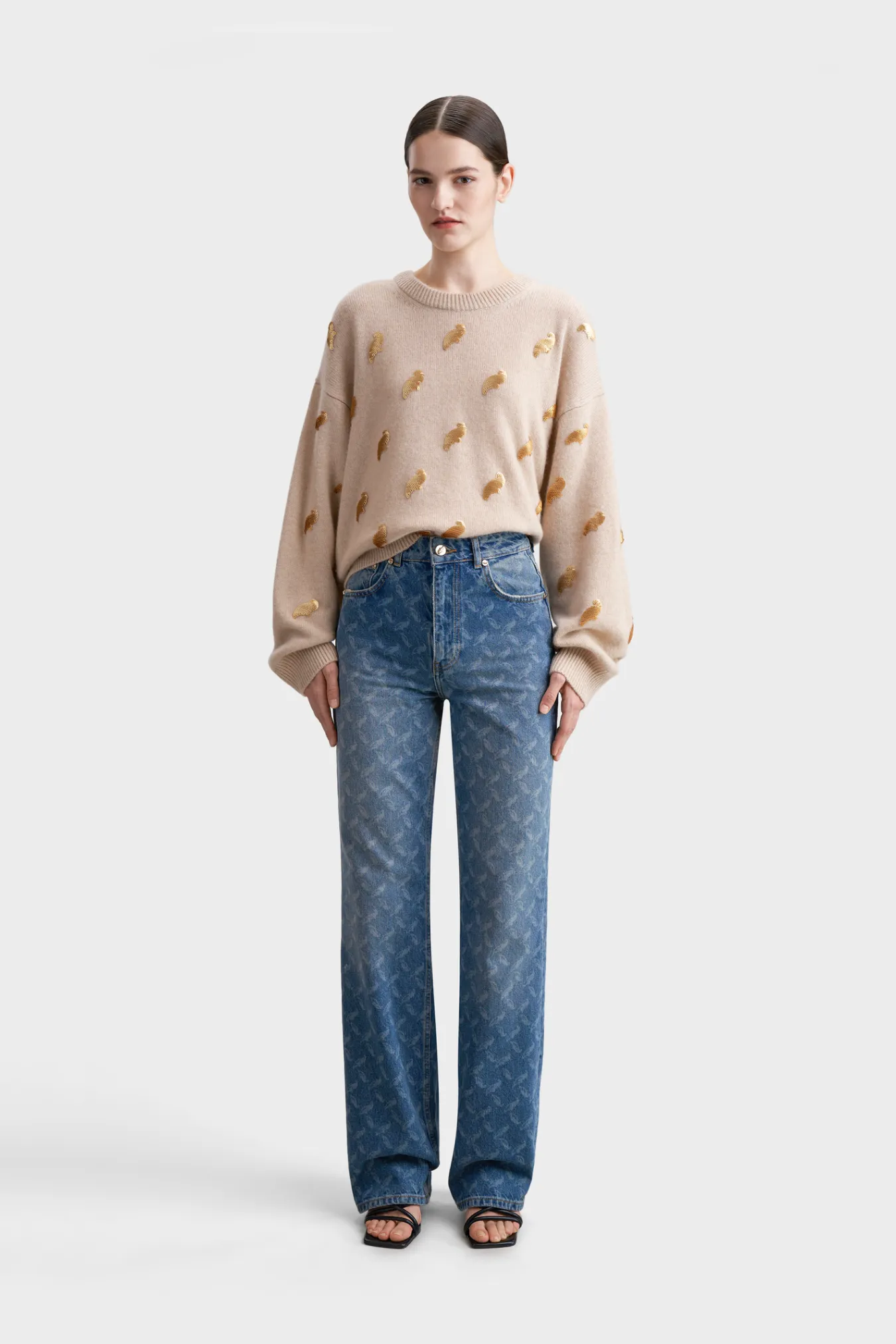 Джинсы с паттерном