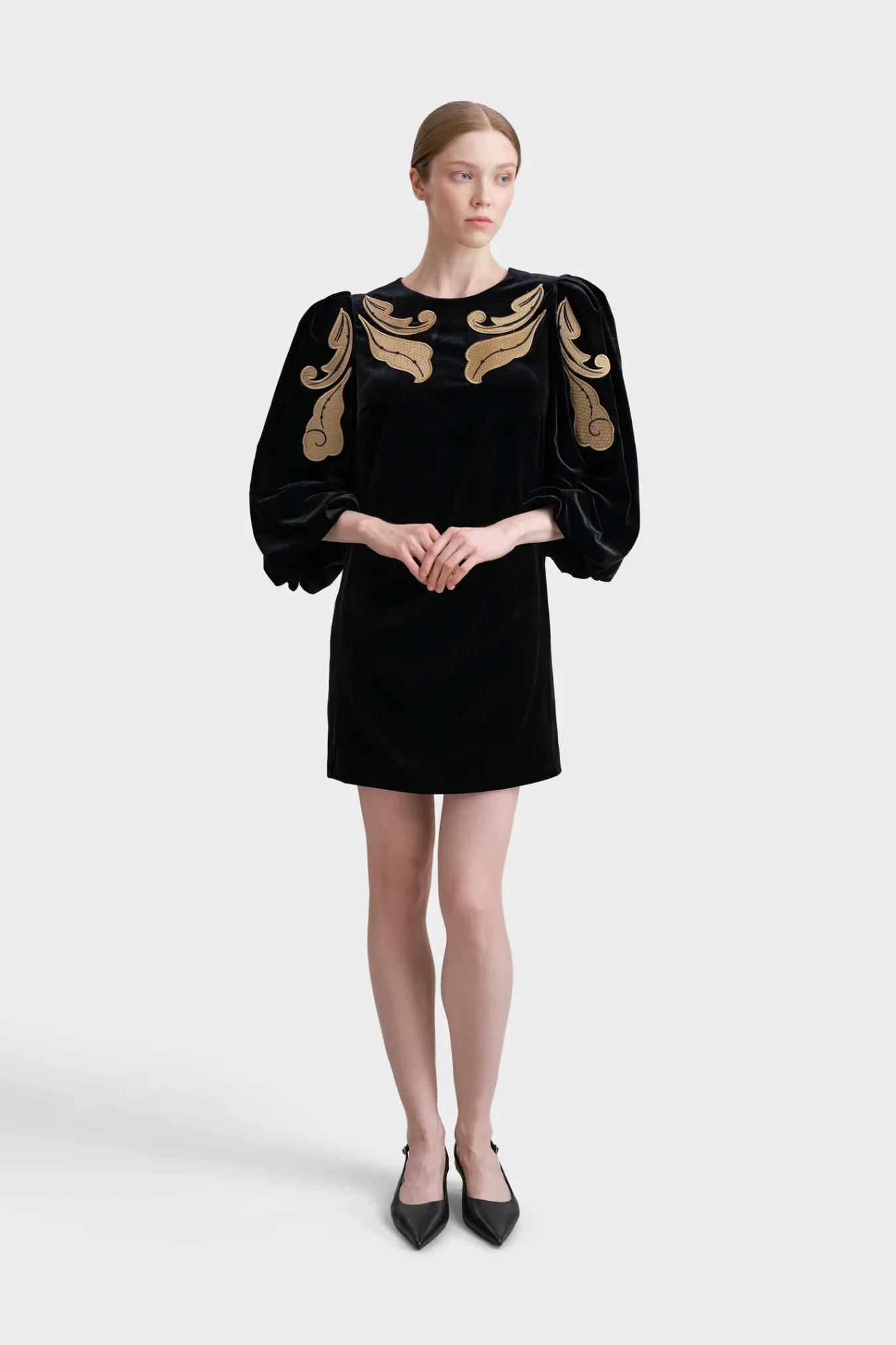 Бархатное платье