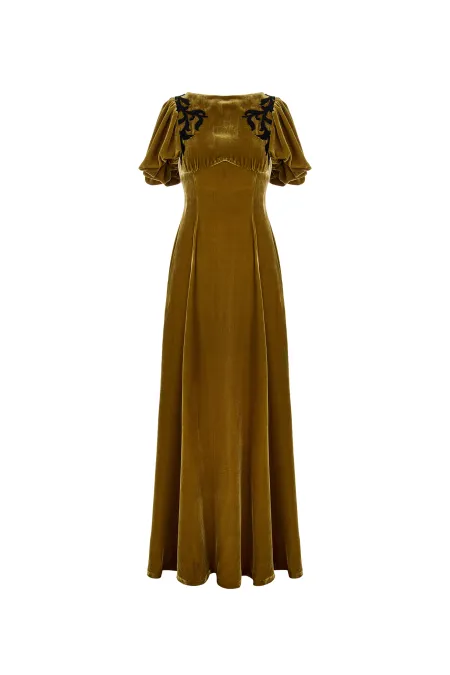 Бархатное платье