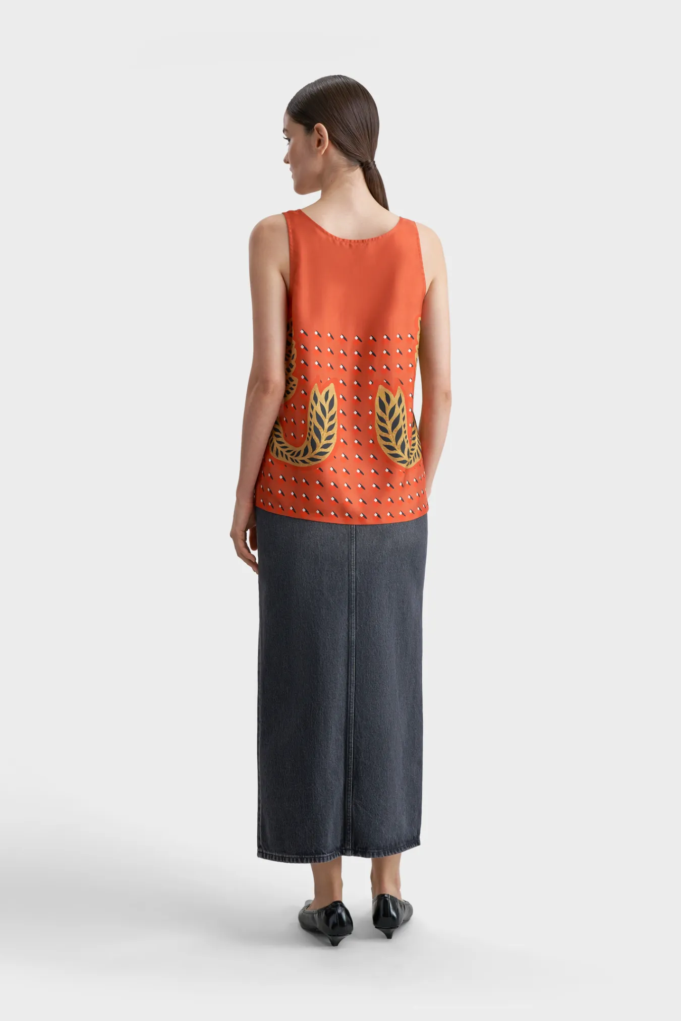 Топ из премиального шелка с рисунком