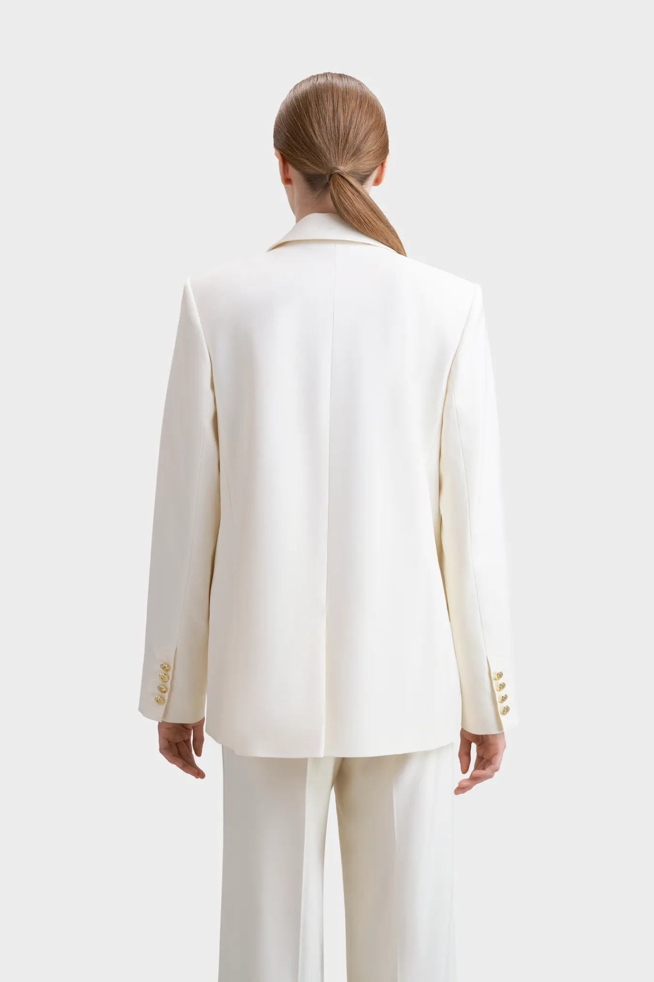 Двубортный жакет из премиальной шерсти