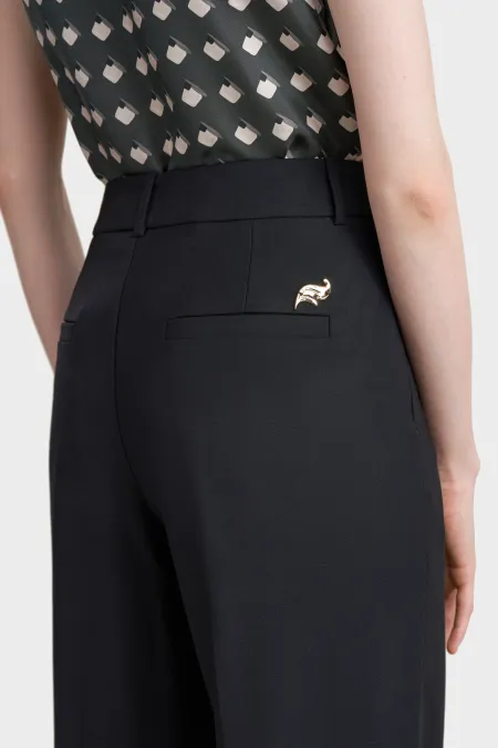 Классические брюки из премиальной шерсти