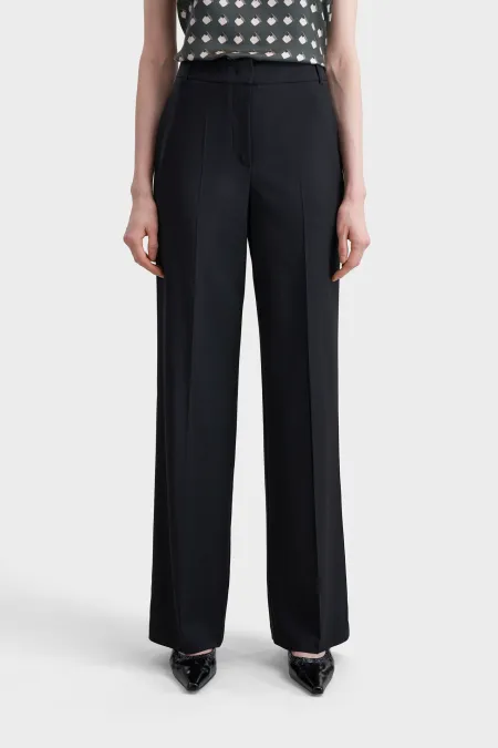 Классические брюки из премиальной шерсти