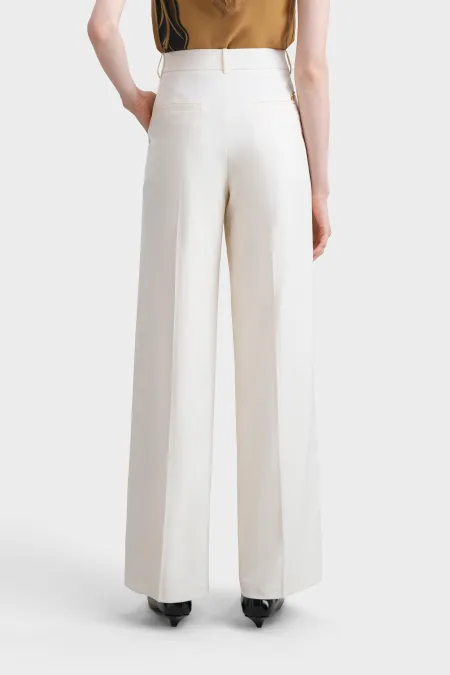 Классические брюки из премиальной шерсти