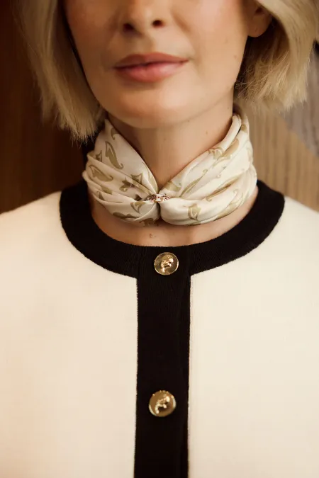 Шёлковый платок