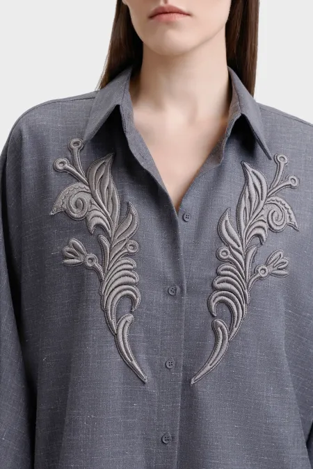 Платье-рубашка из шерсти