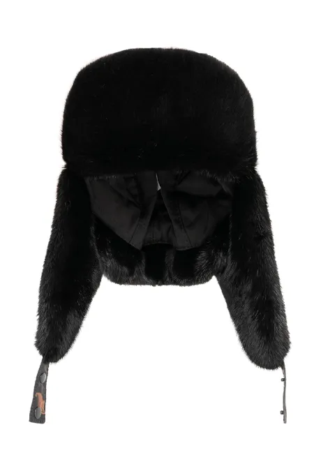 Женская шапка из меха