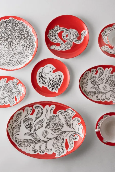 Блюдо овальное, коллекция «Перья на красном»