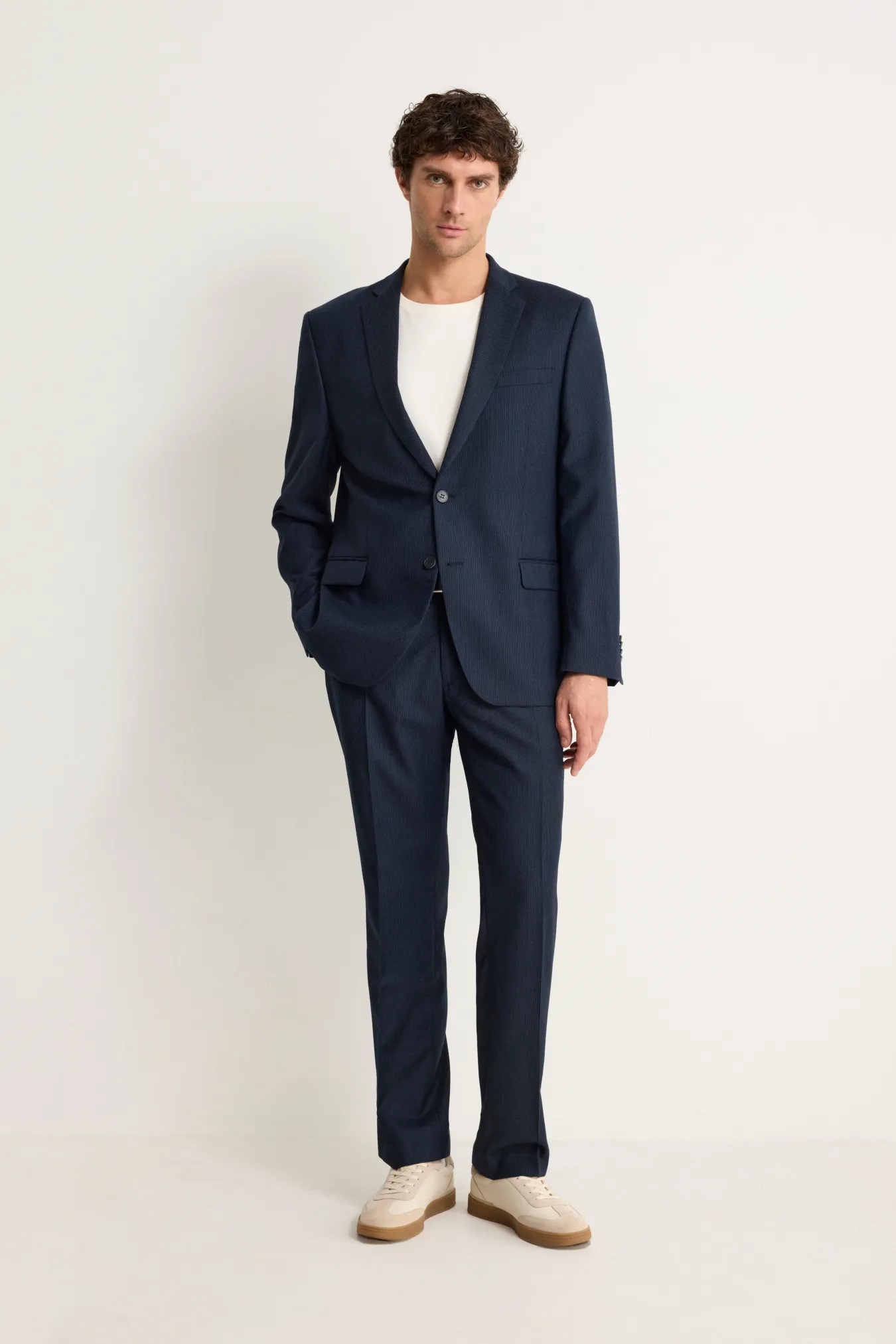 Однобортный пиджак из премиальной шерсти