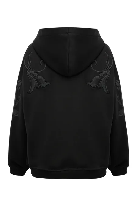 Детское худи на молнии с вышивкой