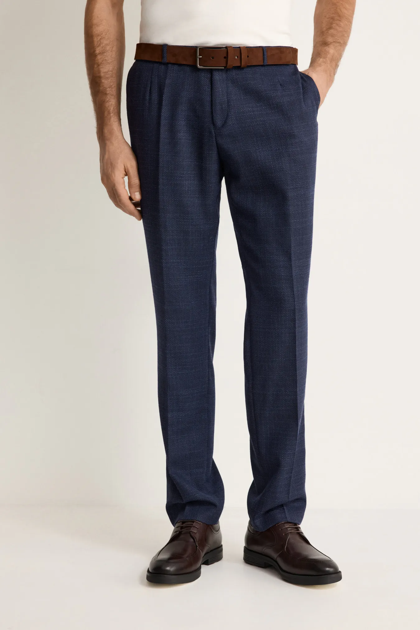Классические брюки из премиальной шерсти